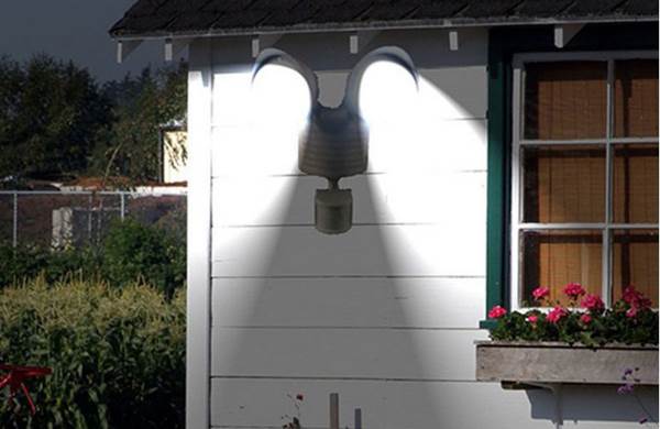 Detecteur mouvement exterieur